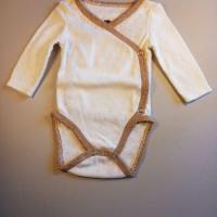 N pour Nature : Body bébé bio col dentelle