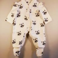 Pyjama nouveau nés fait mains